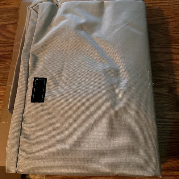 NIB Gorilla Grip Heavy Duty Dog Crate Cover, taupe - Picture 9 of 9